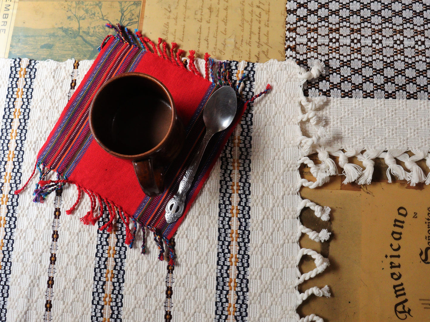 Handwoven Jaspe minimalist coaster with Colorful Edges