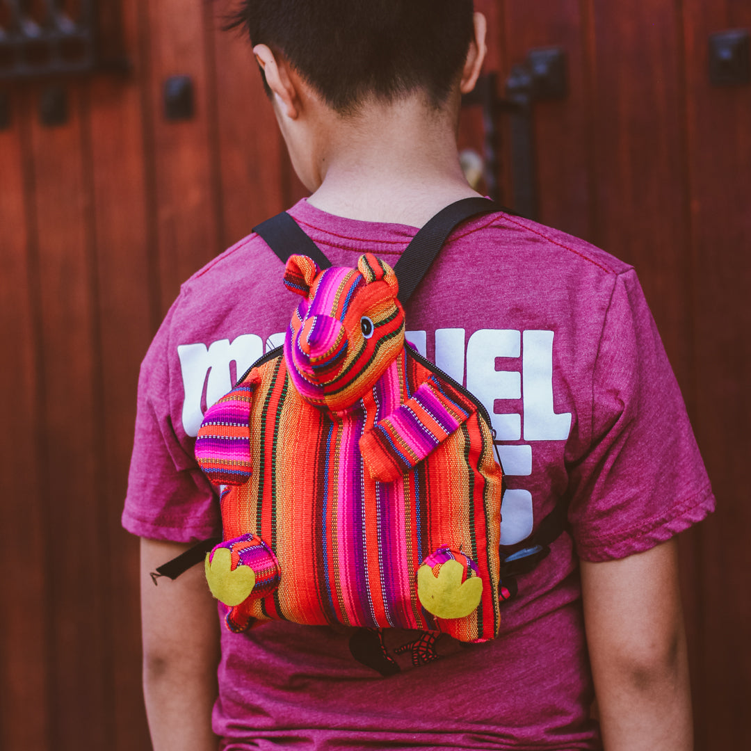 Mochila animal - tejida a mano