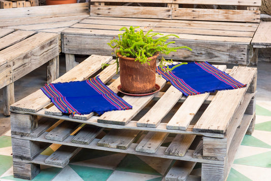 Handwoven Jaspe minimalist coaster with Colorful Edges