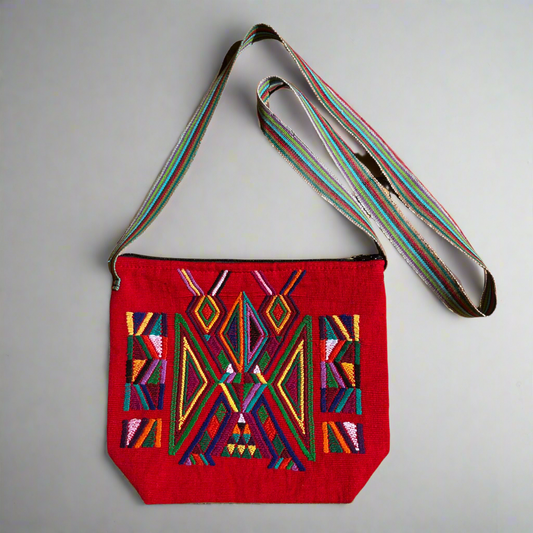 Handwoven Ixkot Shoulder Bag – Traditional Maya Textile from Quiché