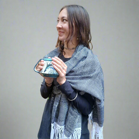Shawl- Cozy footloom made